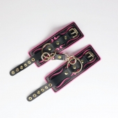Черные кожаные наручники с розовой строчкой - Crazy Handmade - купить с доставкой в Жуковском