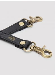Черный фиксатор для манжет Bound to You Faux Leather Hogtie - Fifty Shades of Grey - купить с доставкой в Жуковском