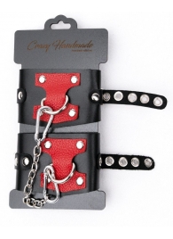 Черные наручники с красным декором и заклепками - Crazy Handmade - купить с доставкой в Жуковском