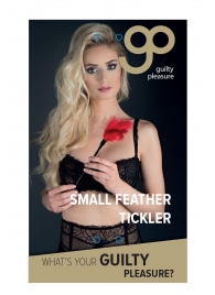 Пластиковая метелочка с красными пёрышками Small Feather Tickler - 32 см. - Blush Novelties - купить с доставкой в Жуковском